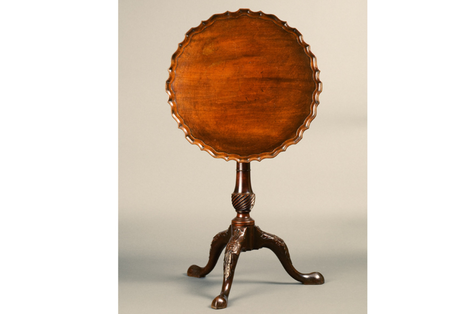 Kettle Stand, ca. 1750-60, Charleston, South Carolina; mahogany; 27 5/8 x 21 inches (diameter); Courtesy of The Rivers Collection
