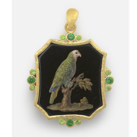 Parrot, Rome, 19th century, micromosaic set in gold as a pendant, with four sets of 4-mm tsavorite and 2.7-mm demantoid garnets on bezel, 50 x 45 mm; Photo: Travis Fullerton; © Virginia Museum of Fine Arts
