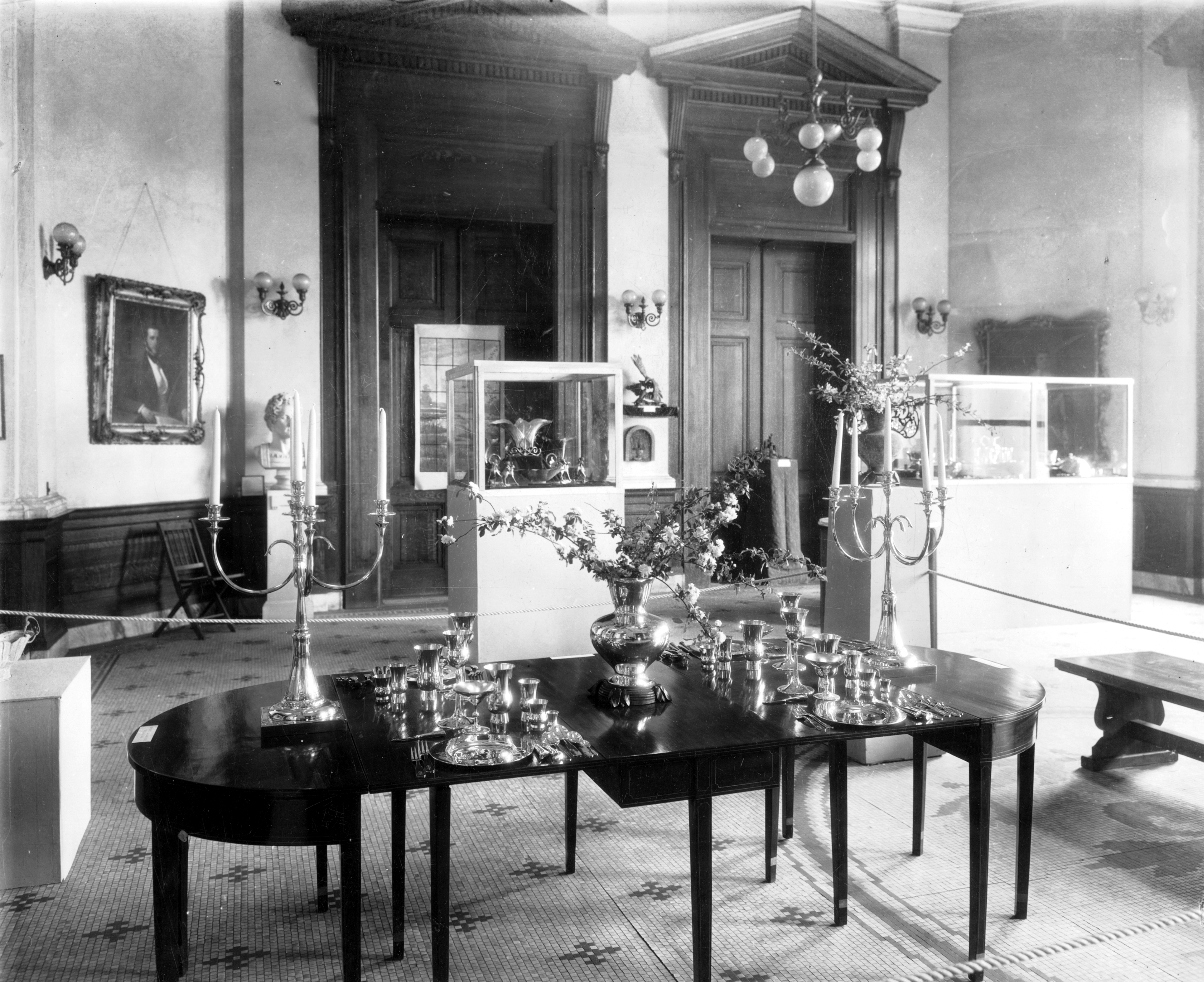 Rotunda Gallery, 1935